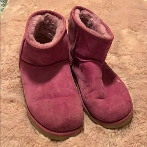 UGG Shoes - Pink Short UGGS UGG Shoes - Pink Short UGGS